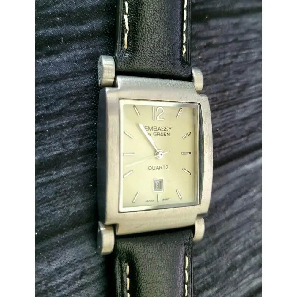 Rare Hinged Lug Embassy Gruen Date Vintage Men's Tank Watch‎